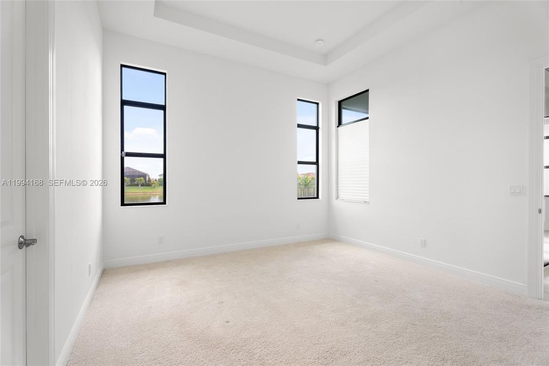 В аренду: $3,200 (2 спален, 2 ванн, 1667 Квадратных фут)