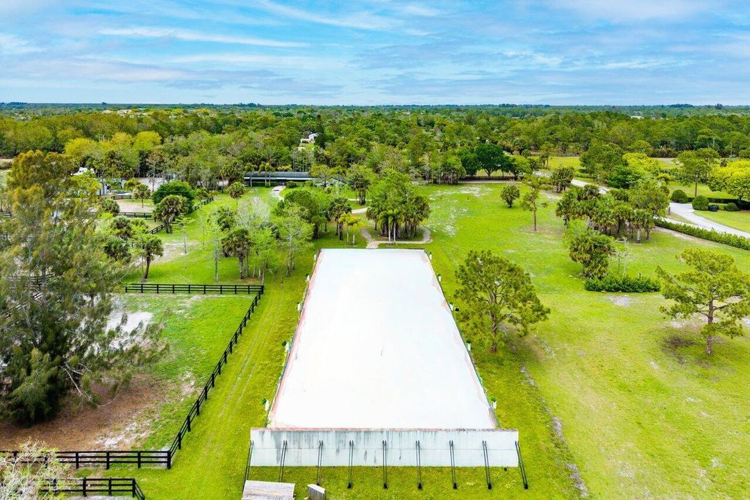 Ariel Dressage Arena