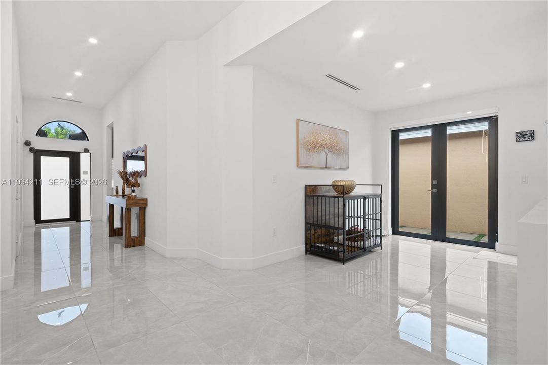 For Rent: $5,200 (4 beds, 3 baths, 2287 Square Feet)
