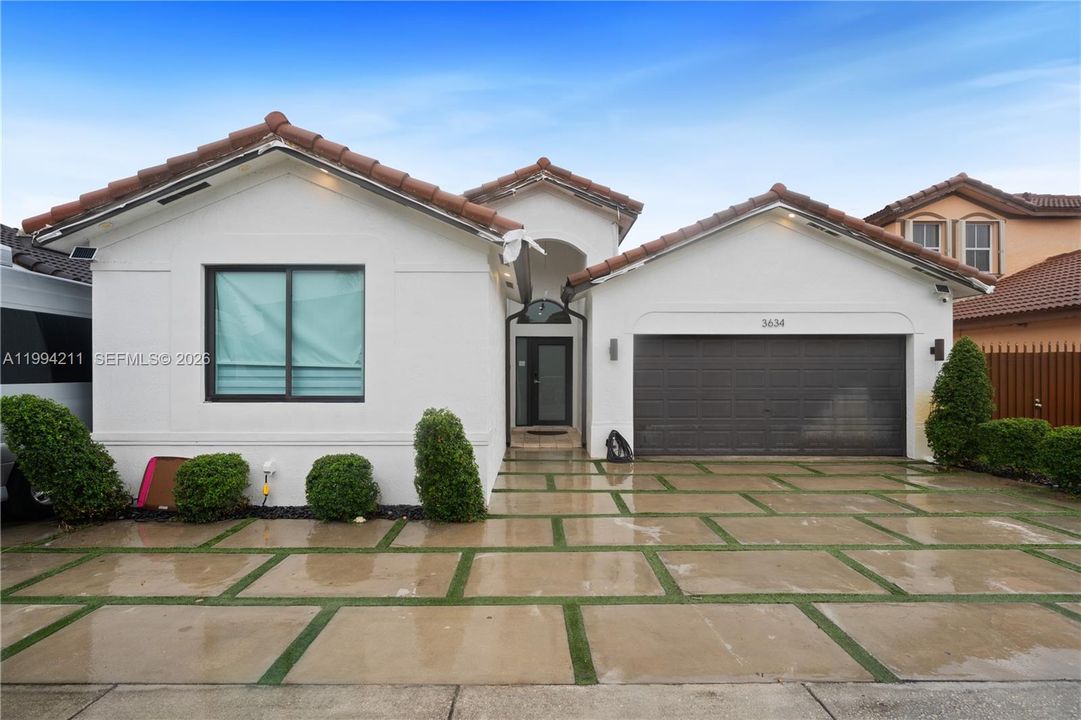For Rent: $5,200 (4 beds, 3 baths, 2287 Square Feet)