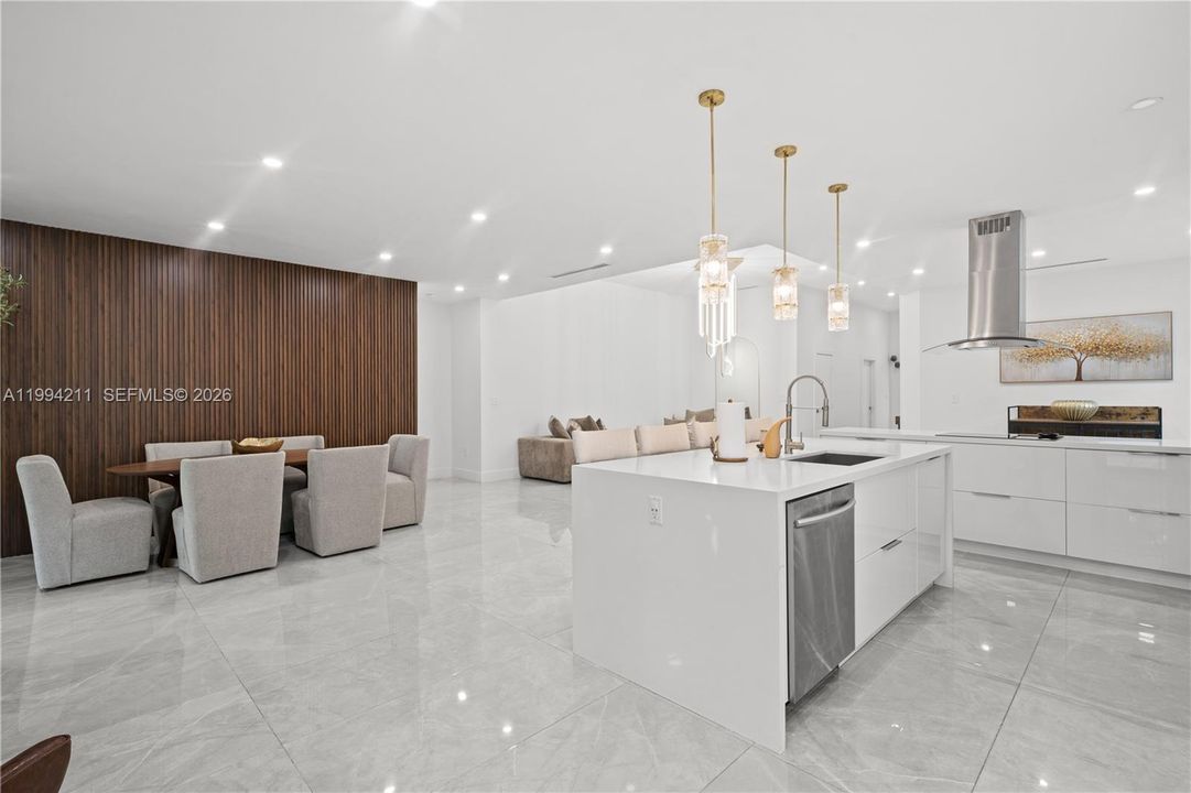 For Rent: $5,200 (4 beds, 3 baths, 2287 Square Feet)