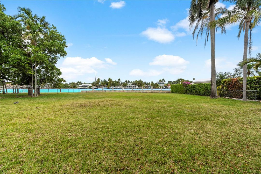 For Sale: $3,400,000 (0.45 acres)