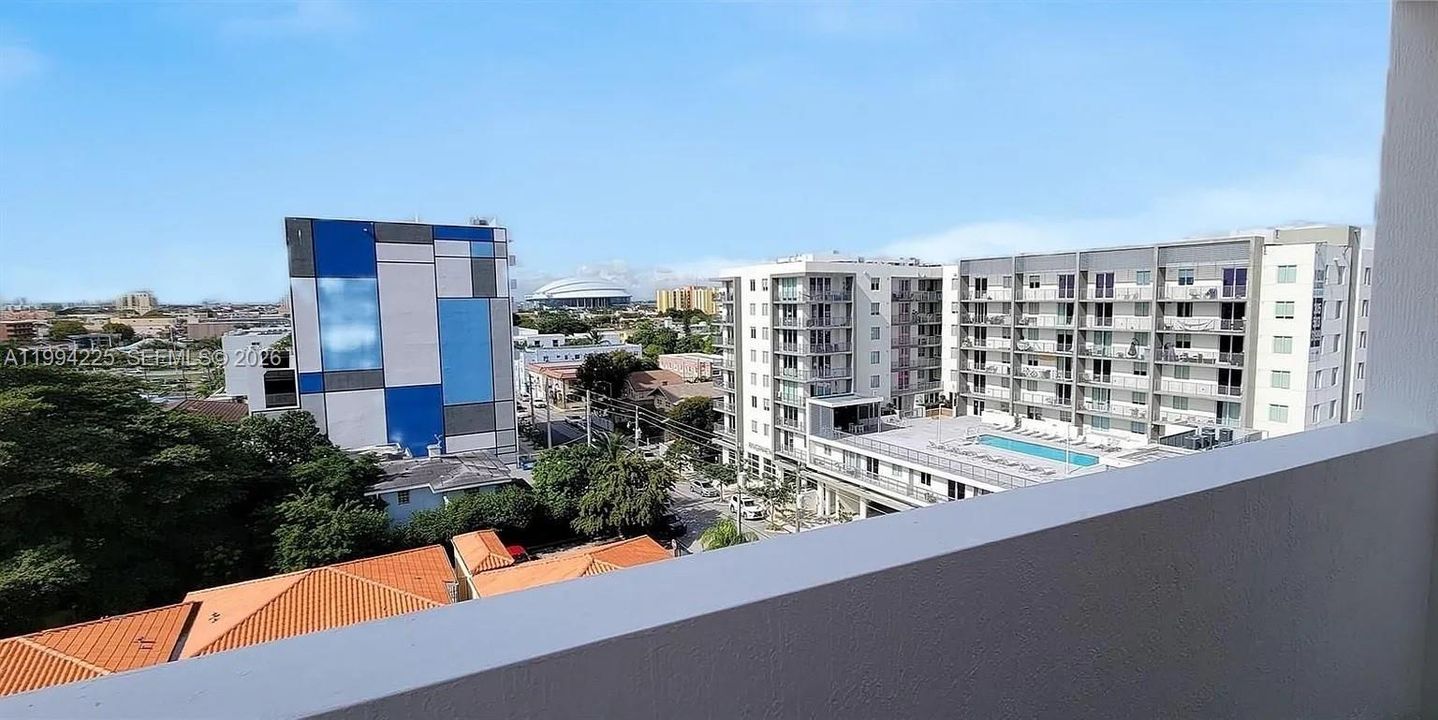 En Venta: $334,900 (2 camas, 2 baños, 984 Pies cuadrados)