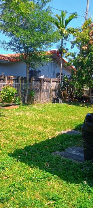 En Venta: $790,000 (0 camas, 0 baños, 1938 Pies cuadrados)