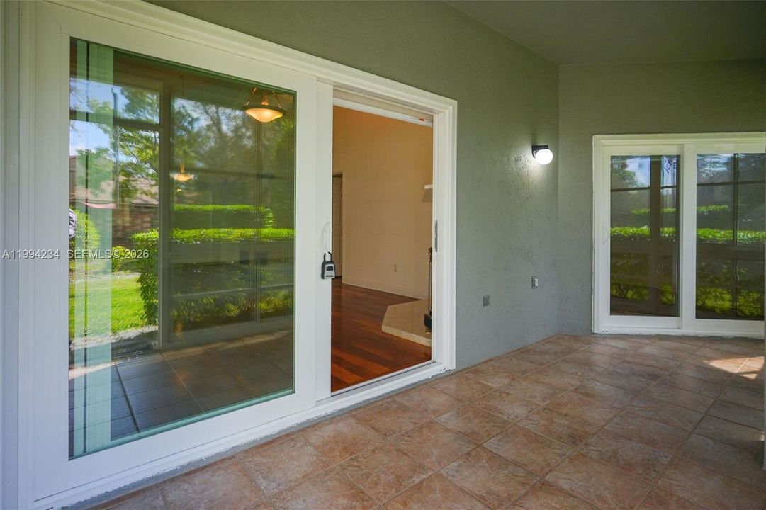 En Venta: $365,000 (3 camas, 2 baños, 1789 Pies cuadrados)