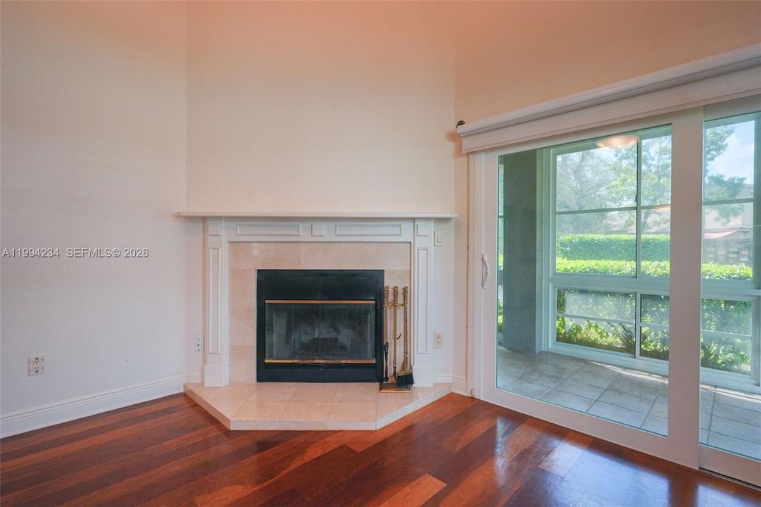 En Venta: $365,000 (3 camas, 2 baños, 1789 Pies cuadrados)