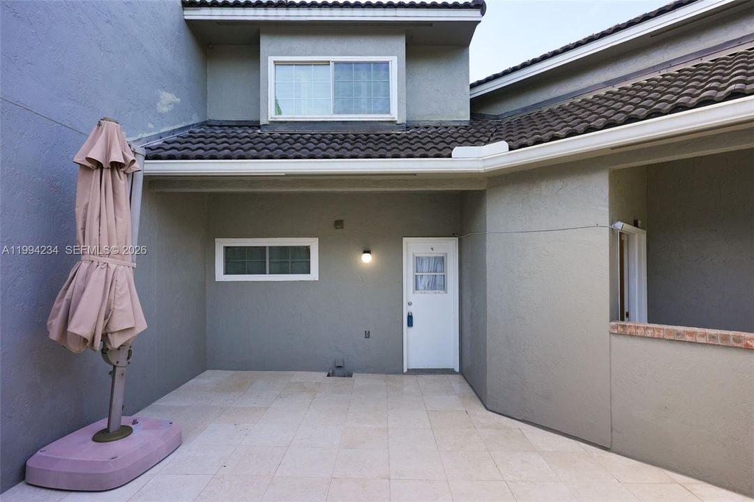 En Venta: $365,000 (3 camas, 2 baños, 1789 Pies cuadrados)