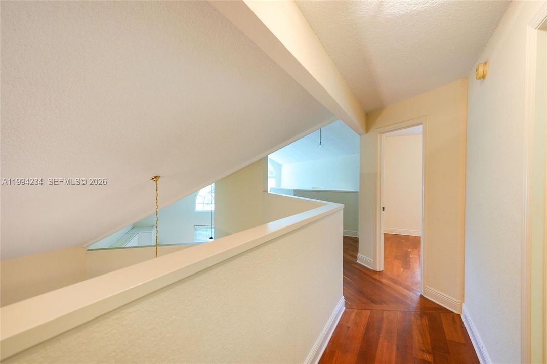 En Venta: $365,000 (3 camas, 2 baños, 1789 Pies cuadrados)