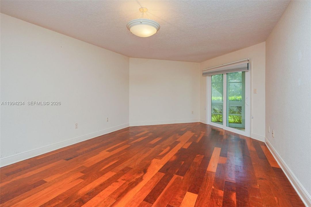 En Venta: $365,000 (3 camas, 2 baños, 1789 Pies cuadrados)