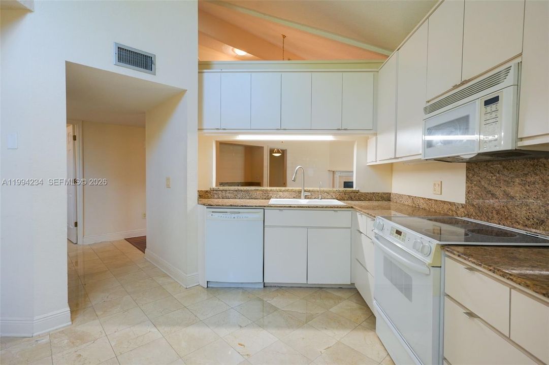 En Venta: $365,000 (3 camas, 2 baños, 1789 Pies cuadrados)