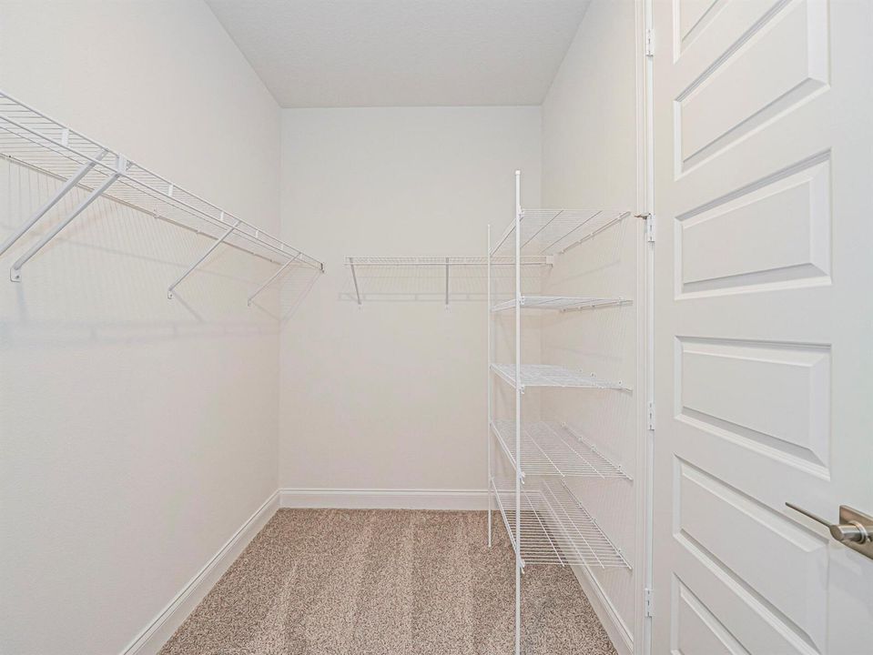 5637 Hampton Park Circle_Vero (25)