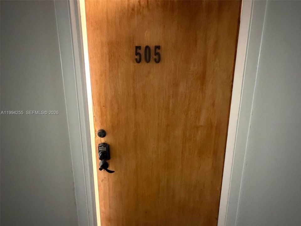 В аренду: $1,875 (1 спален, 1 ванн, 591 Квадратных фут)