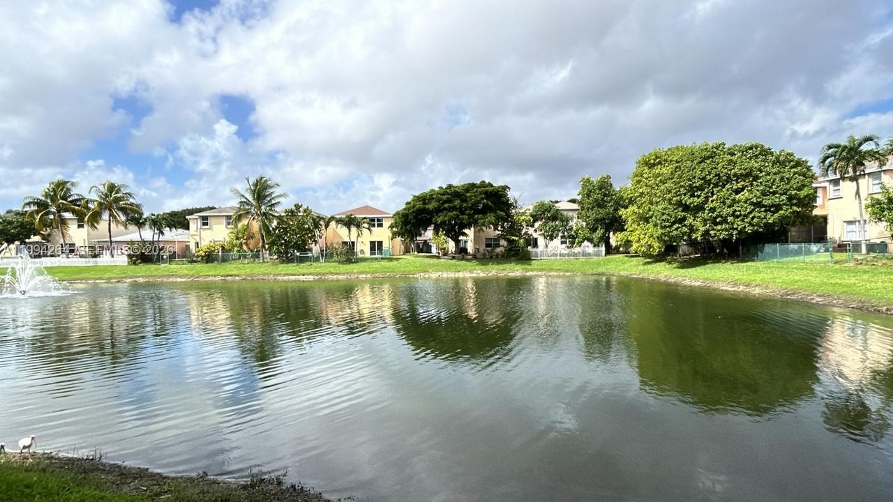 For Rent: $4,000 (4 beds, 2 baths, 1810 Square Feet)