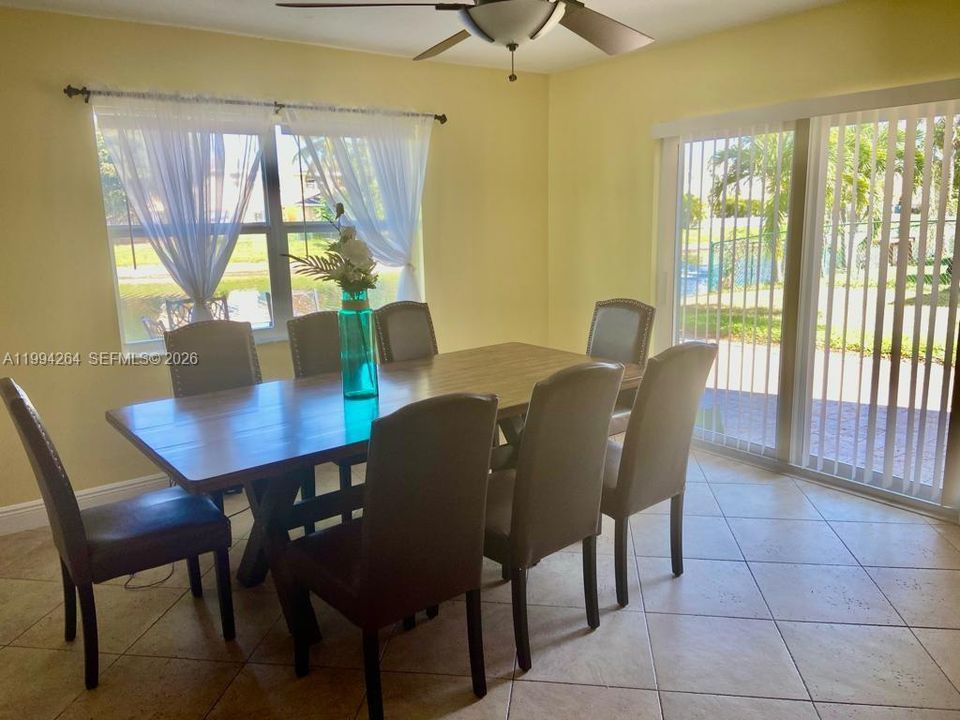 For Rent: $4,000 (4 beds, 2 baths, 1810 Square Feet)