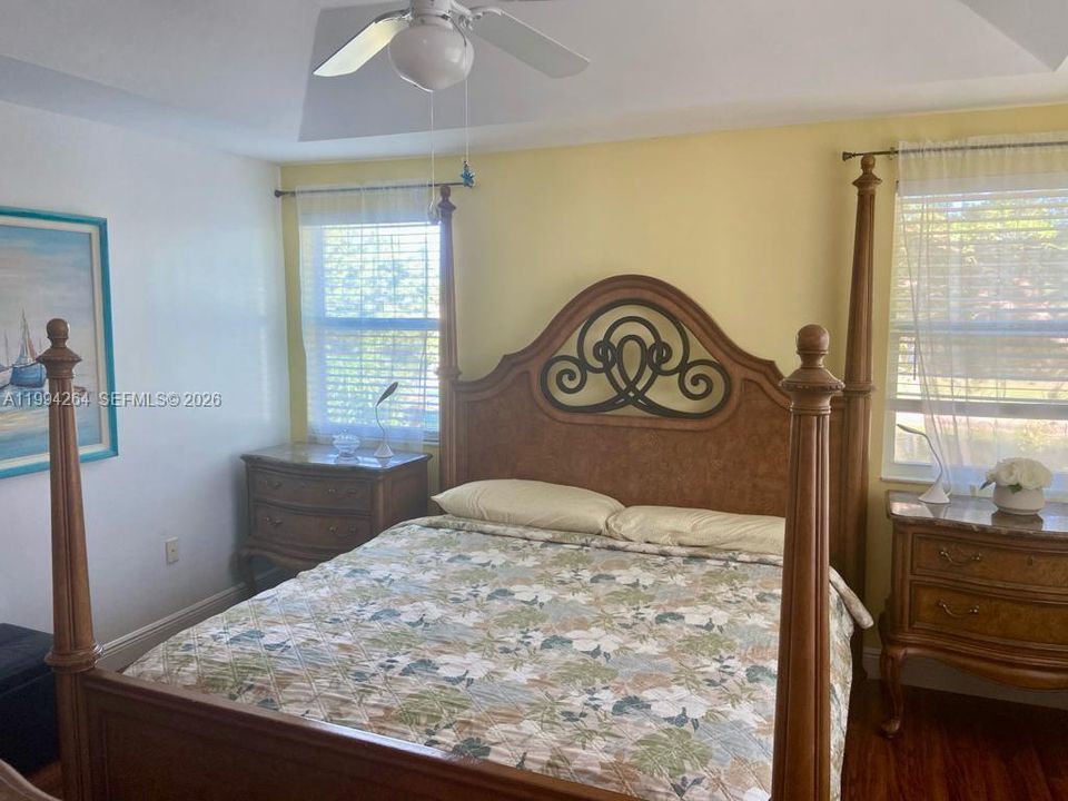 For Rent: $4,000 (4 beds, 2 baths, 1810 Square Feet)