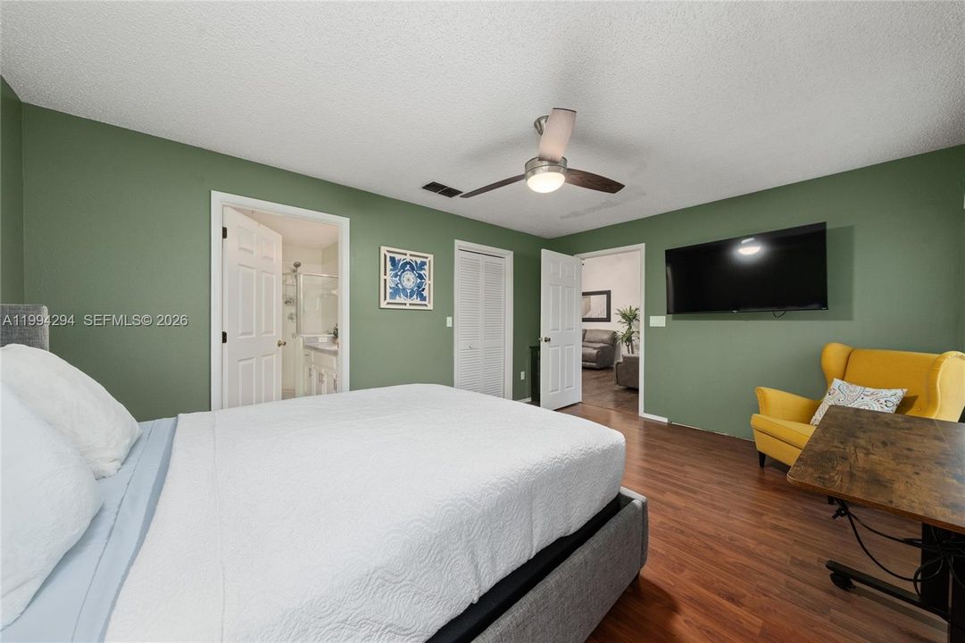 En Venta: $349,999 (3 camas, 2 baños, 0 Pies cuadrados)