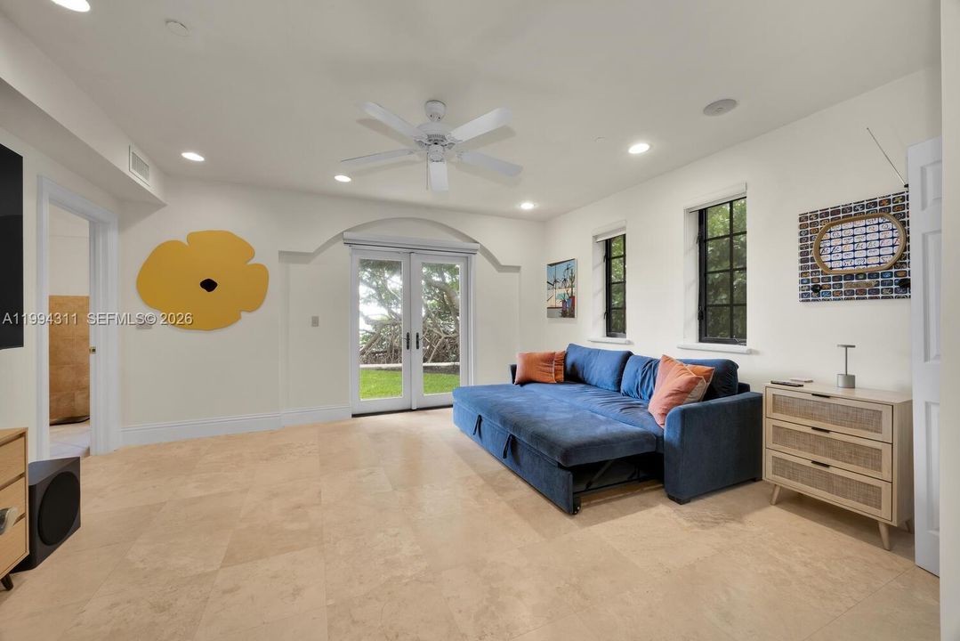 For Sale: $5,900,000 (4 beds, 4 baths, 5010 Square Feet)