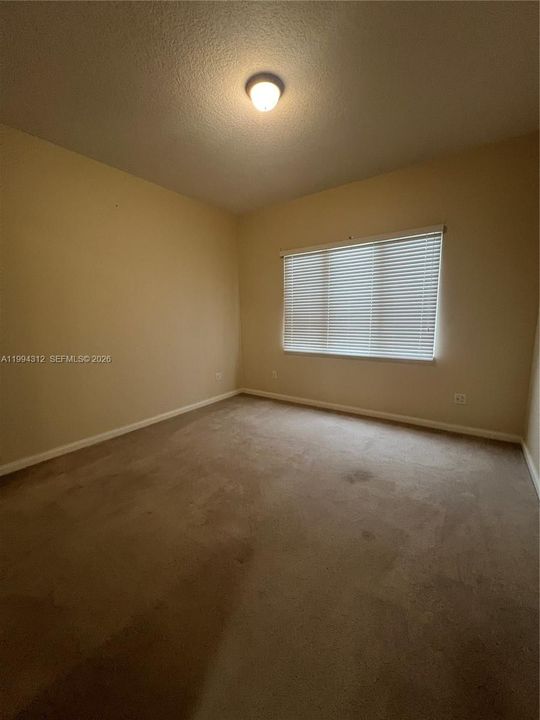 For Rent: $2,500 (2 beds, 2 baths, 1989 Square Feet)