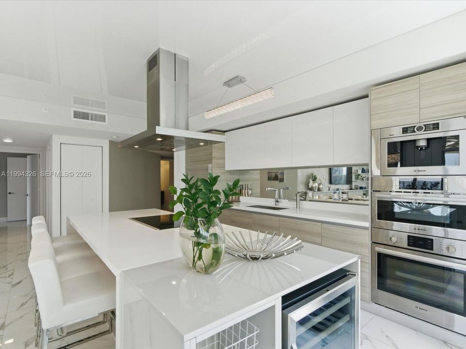 For Sale: $1,750,000 (3 beds, 3 baths, 1892 Square Feet)