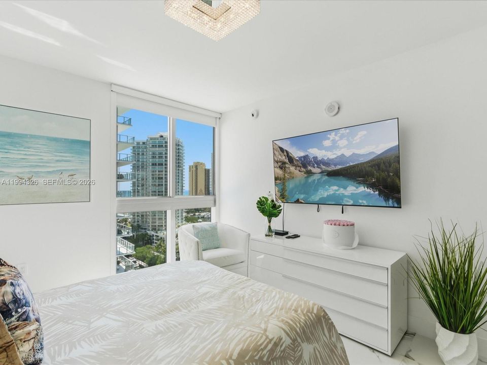 For Sale: $1,750,000 (3 beds, 3 baths, 1892 Square Feet)