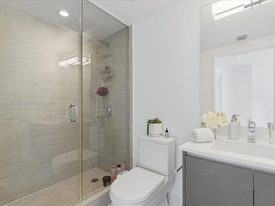 For Sale: $1,750,000 (3 beds, 3 baths, 1892 Square Feet)