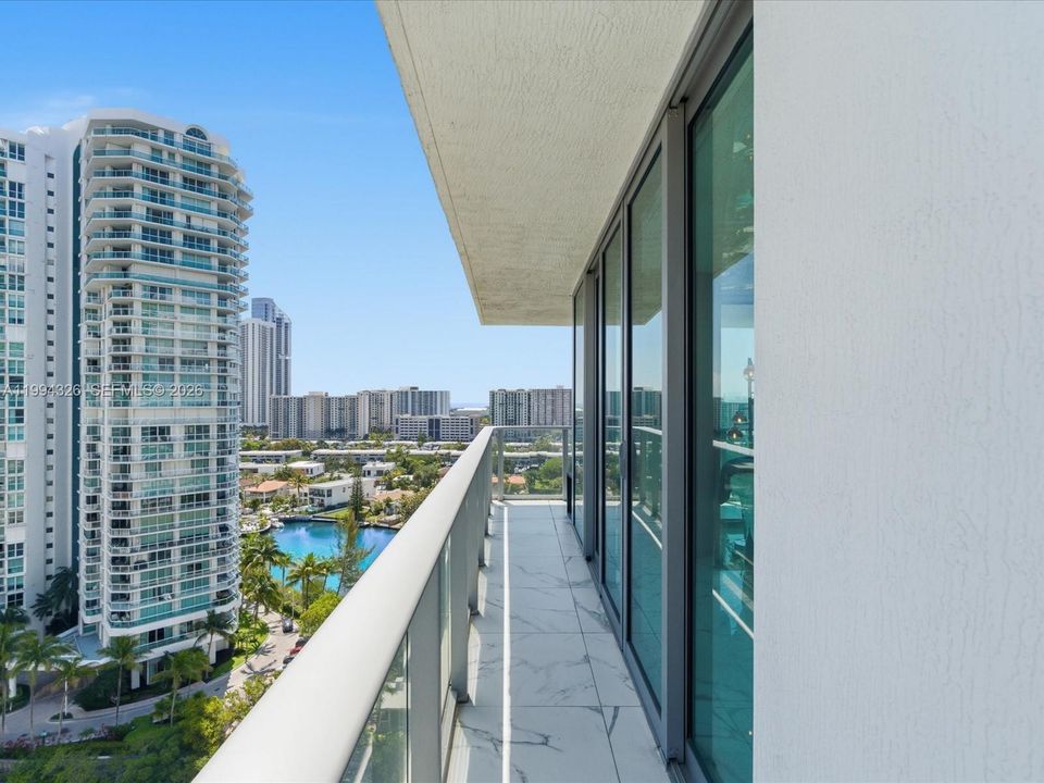 For Sale: $1,750,000 (3 beds, 3 baths, 1892 Square Feet)