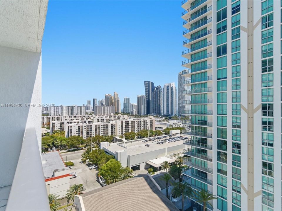 For Sale: $1,750,000 (3 beds, 3 baths, 1892 Square Feet)