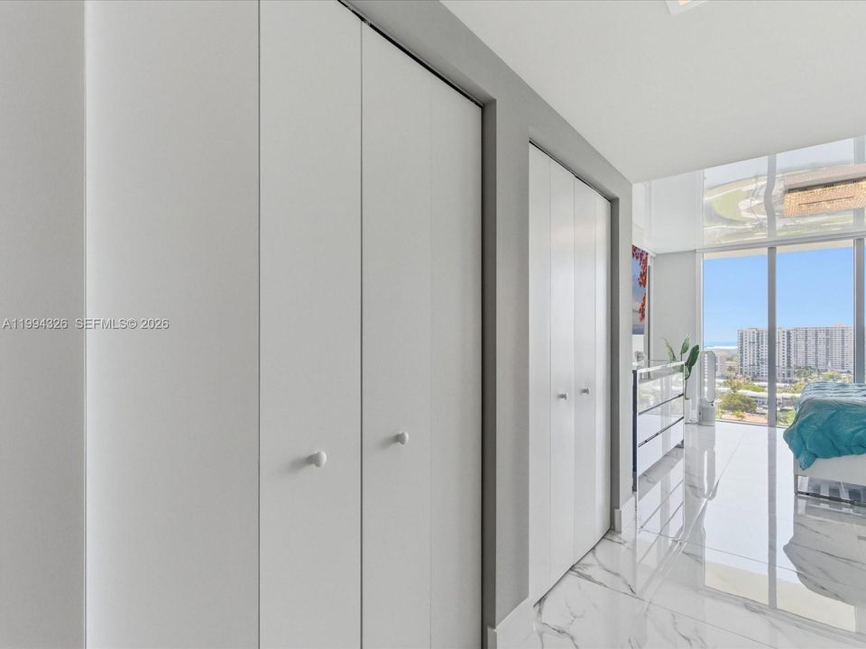 For Sale: $1,750,000 (3 beds, 3 baths, 1892 Square Feet)