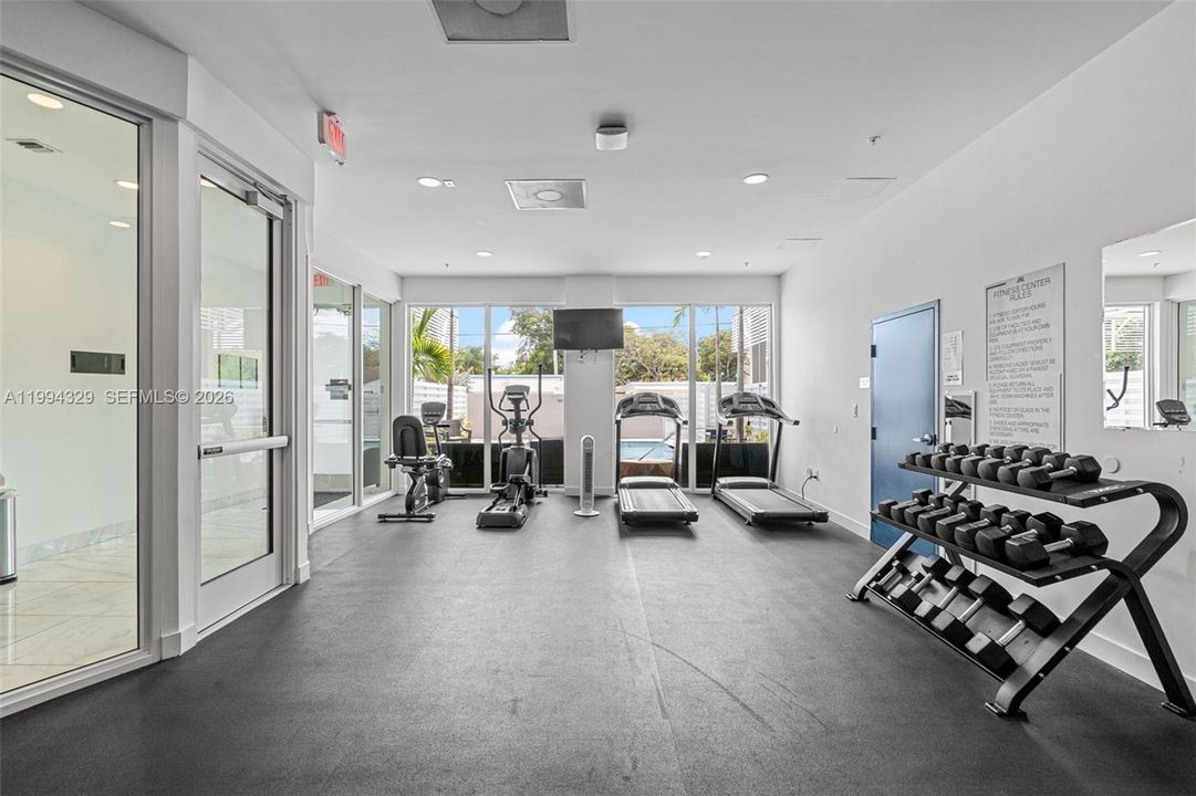 En Venta: $879,000 (3 camas, 2 baños, 0 Pies cuadrados)