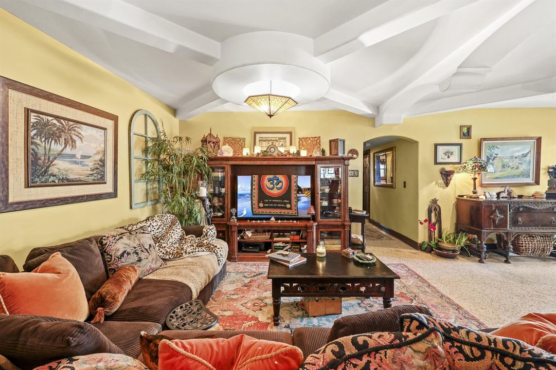 Living room ceilings