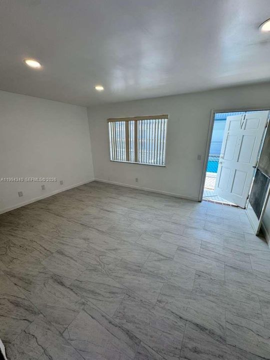 En Venta: $150,000 (0 camas, 1 baños, 390 Pies cuadrados)