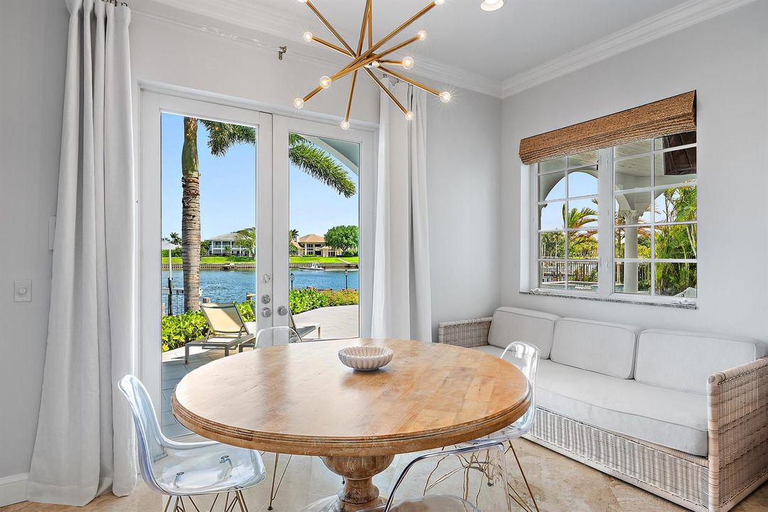Breakfast Nook