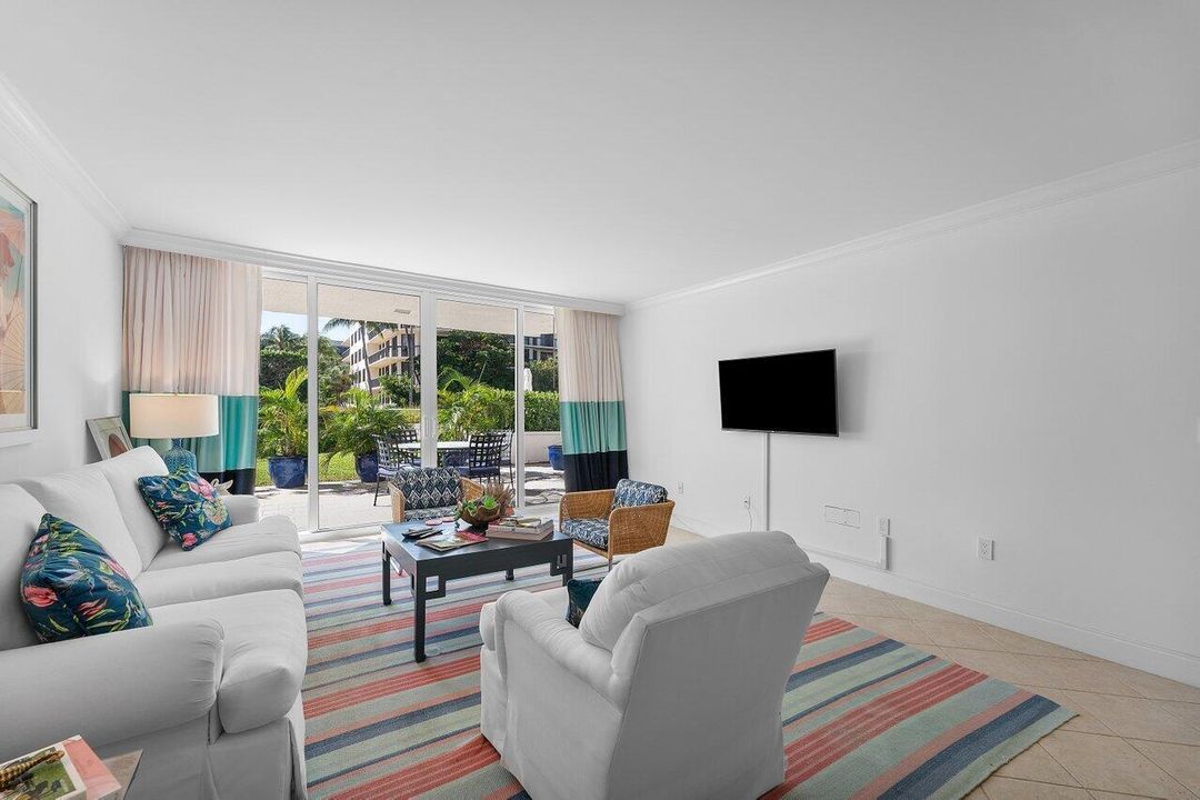 006-2773SouthOceanBoulevard-110-PalmBeac