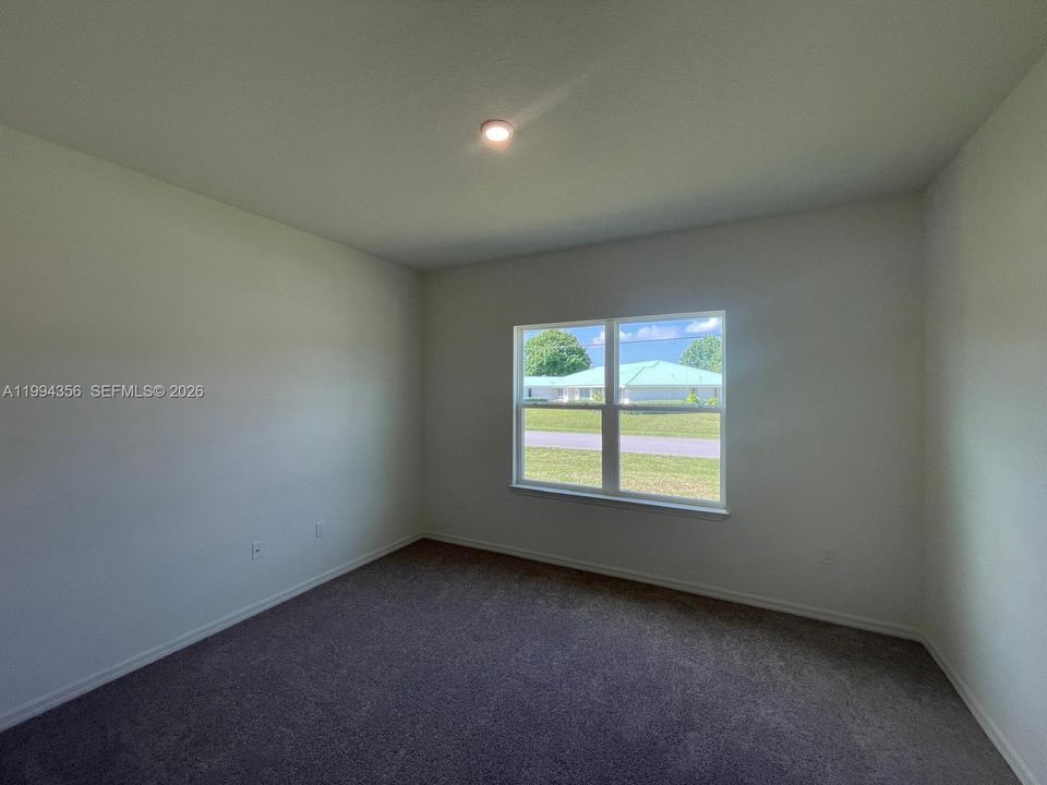 For Rent: $3,100 (4 beds, 3 baths, 2604 Square Feet)