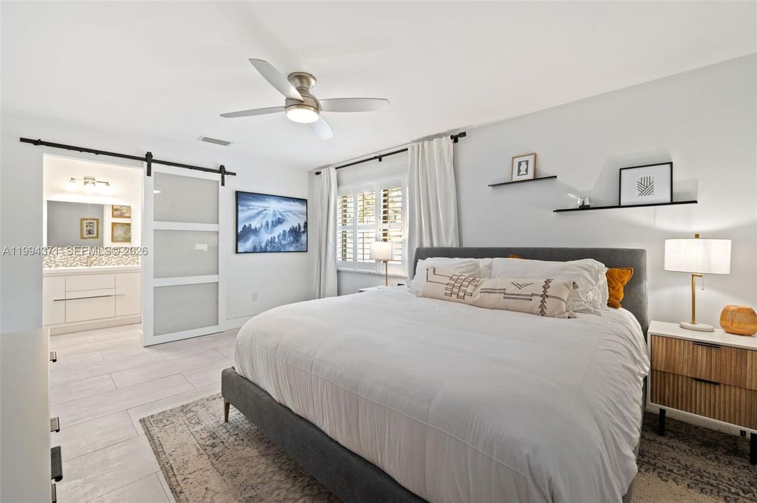 Ground floor oversized primary bedroom with en-suite bathroom