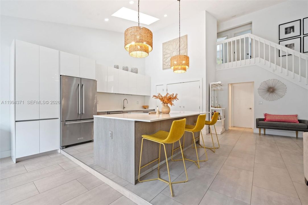 Custom kitchen cabinets with lifetime warranty