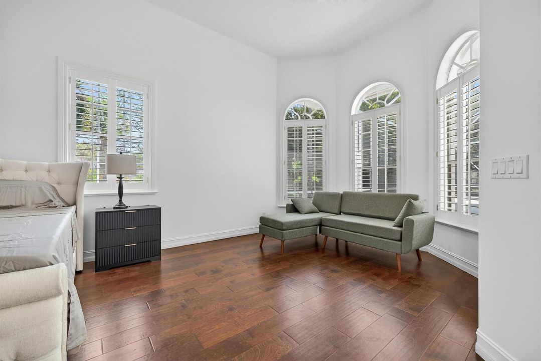 Primary Bedroom Sitting Area