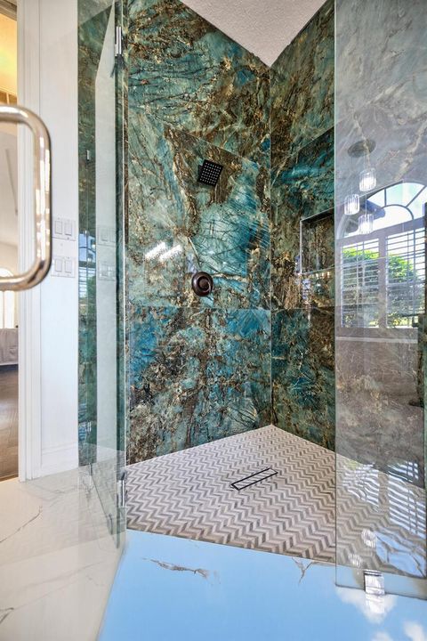 Amazing Shower!!