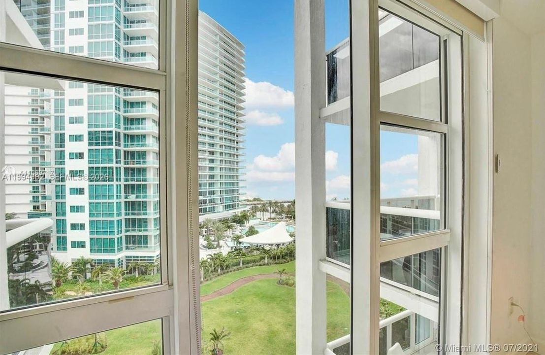 Activo con contrato: $1,050,000 (2 camas, 2 baños, 1056 Pies cuadrados)