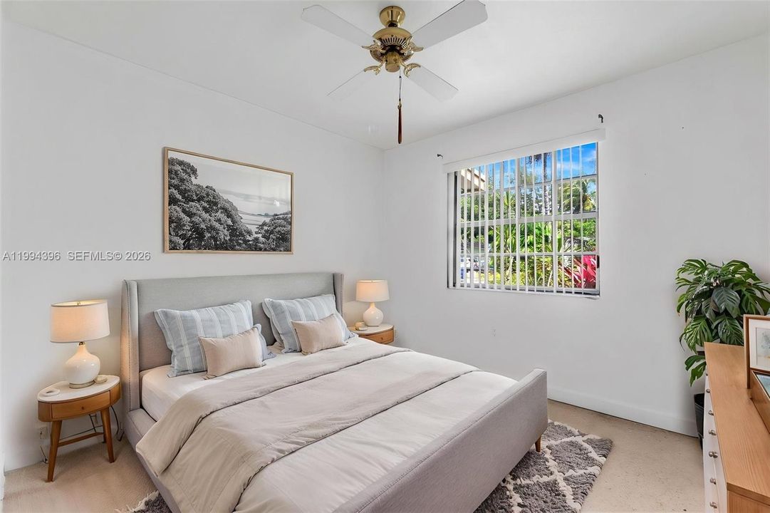 Vendido Recientemente: $574,900 (3 camas, 2 baños, 1336 Pies cuadrados)