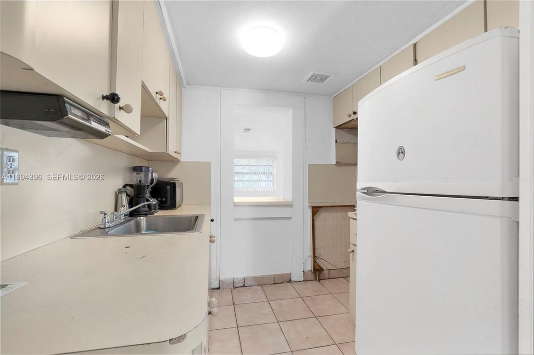 Vendido Recientemente: $574,900 (3 camas, 2 baños, 1336 Pies cuadrados)