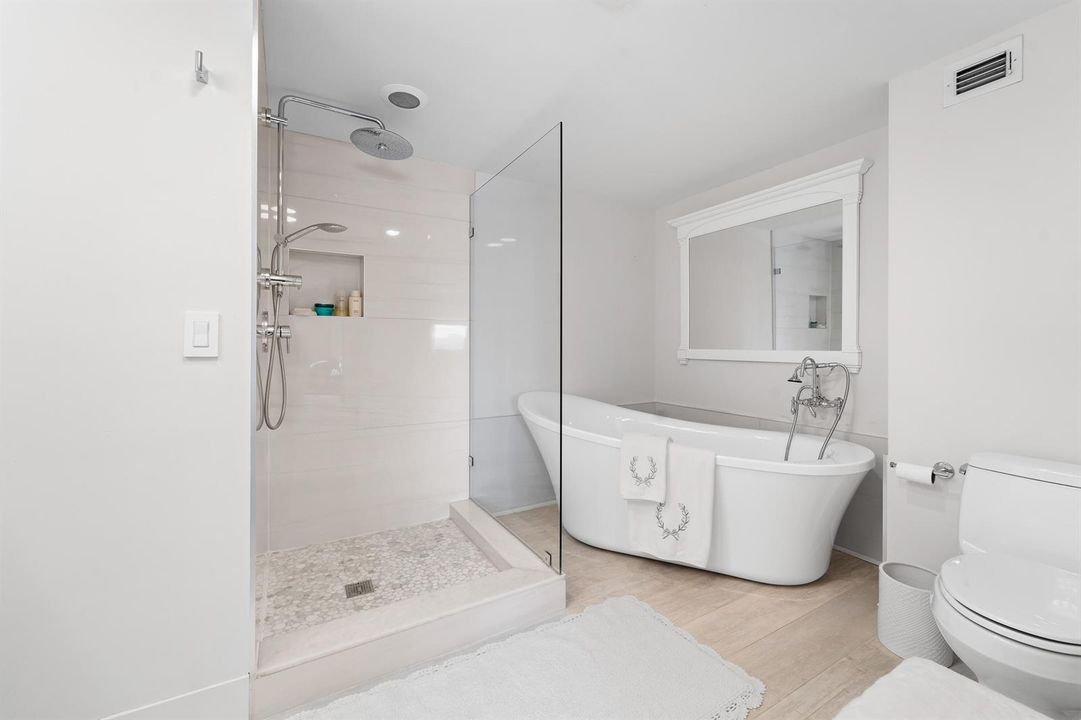 1801SFlaglerDr10-1