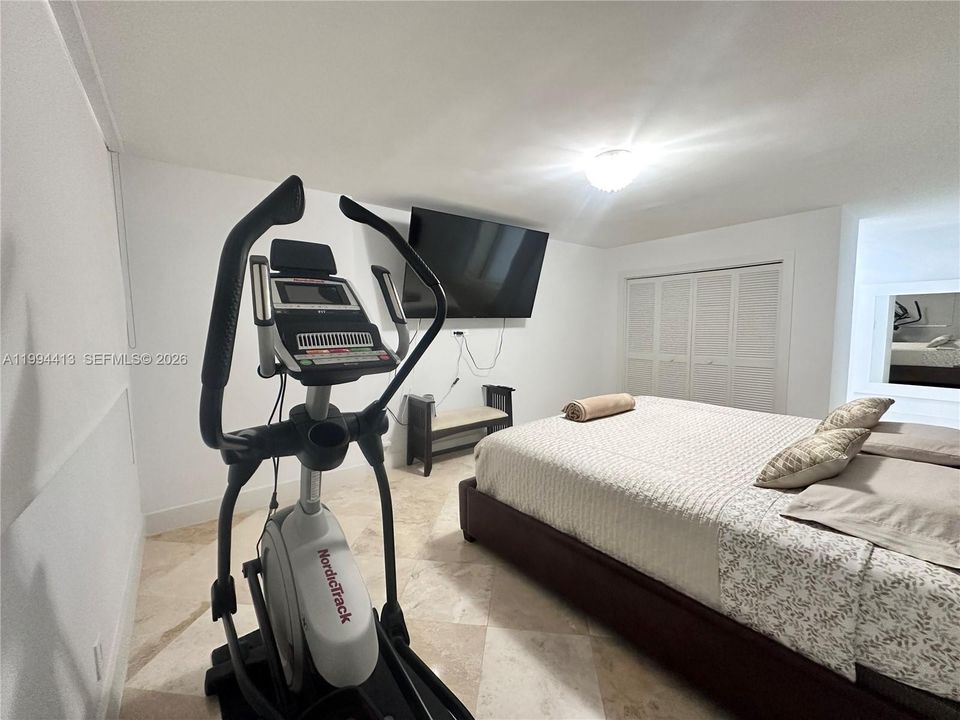 出租: $3,850 (2 贝兹, 2 浴室, 1195 平方英尺)