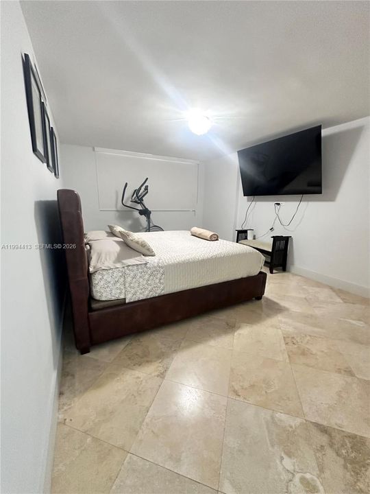 出租: $3,850 (2 贝兹, 2 浴室, 1195 平方英尺)