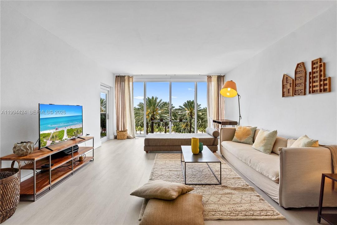 Activo con contrato: $657,000 (1 camas, 1 baños, 896 Pies cuadrados)
