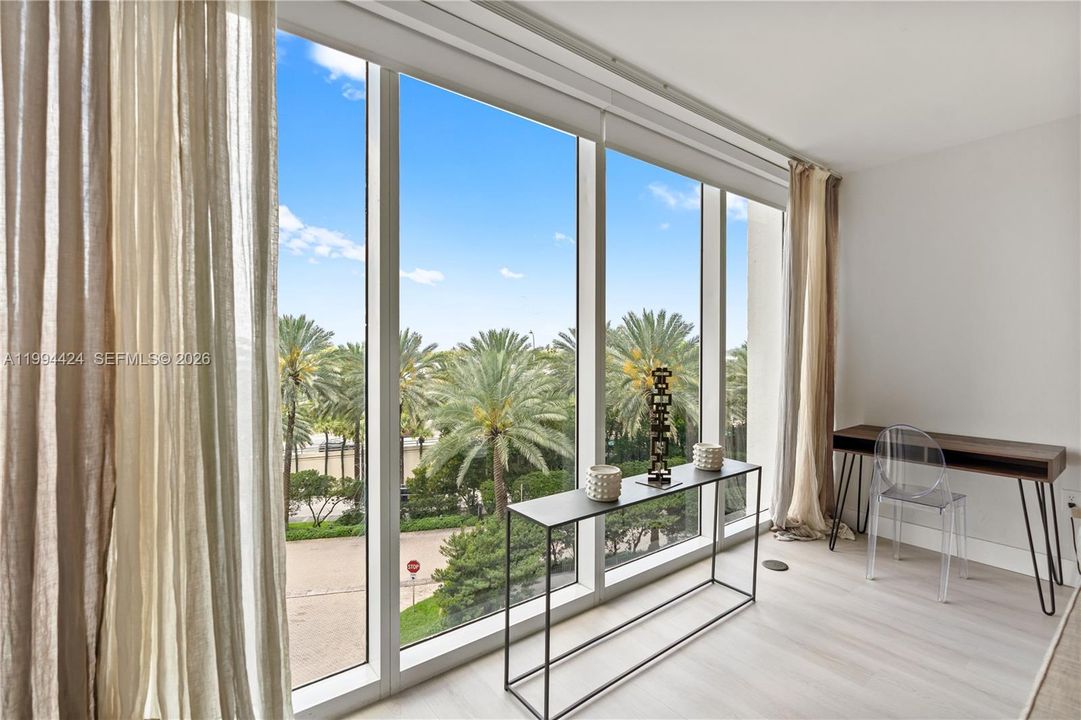 Activo con contrato: $657,000 (1 camas, 1 baños, 896 Pies cuadrados)