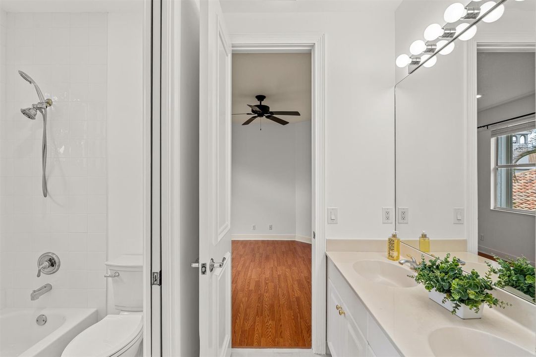 BATHROOM_5_DT