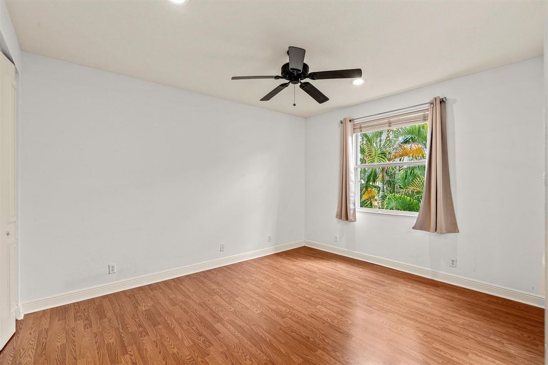 BEDROOM_5_DT