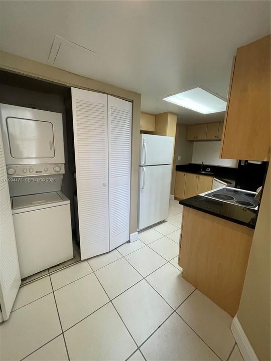 En Renta: $2,250 (2 camas, 2 baños, 1020 Pies cuadrados)