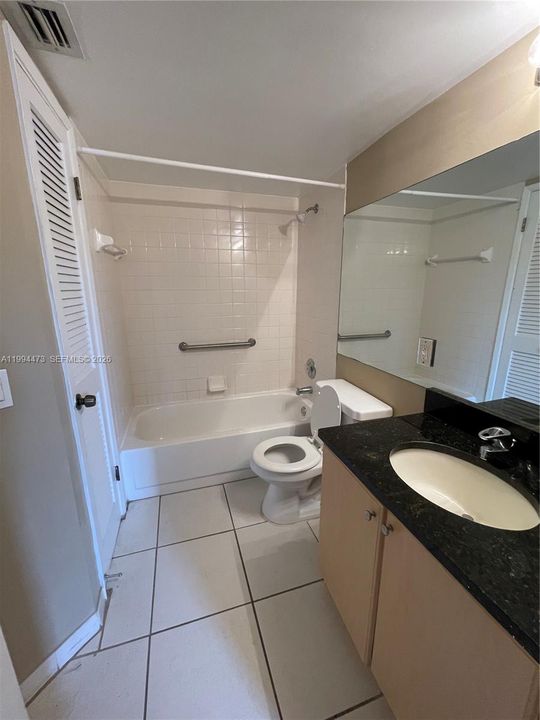 En Renta: $2,250 (2 camas, 2 baños, 1020 Pies cuadrados)